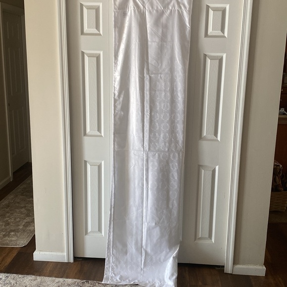 2 pc Window Curtain 42”x84” each - Picture 5 of 7